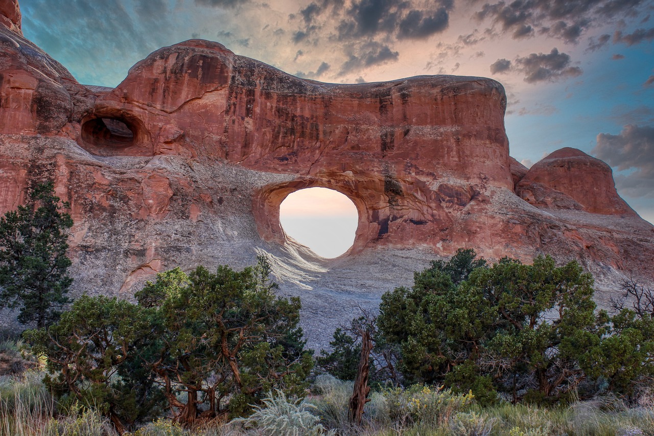 tunnel arch, rock formation, arches national park